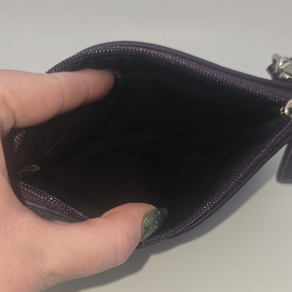 Coach Purple Signiture Monogram W/ Silver Hardware Wristlet W/ Hang Tag (NWOT)💜 - Picture 8 of 9